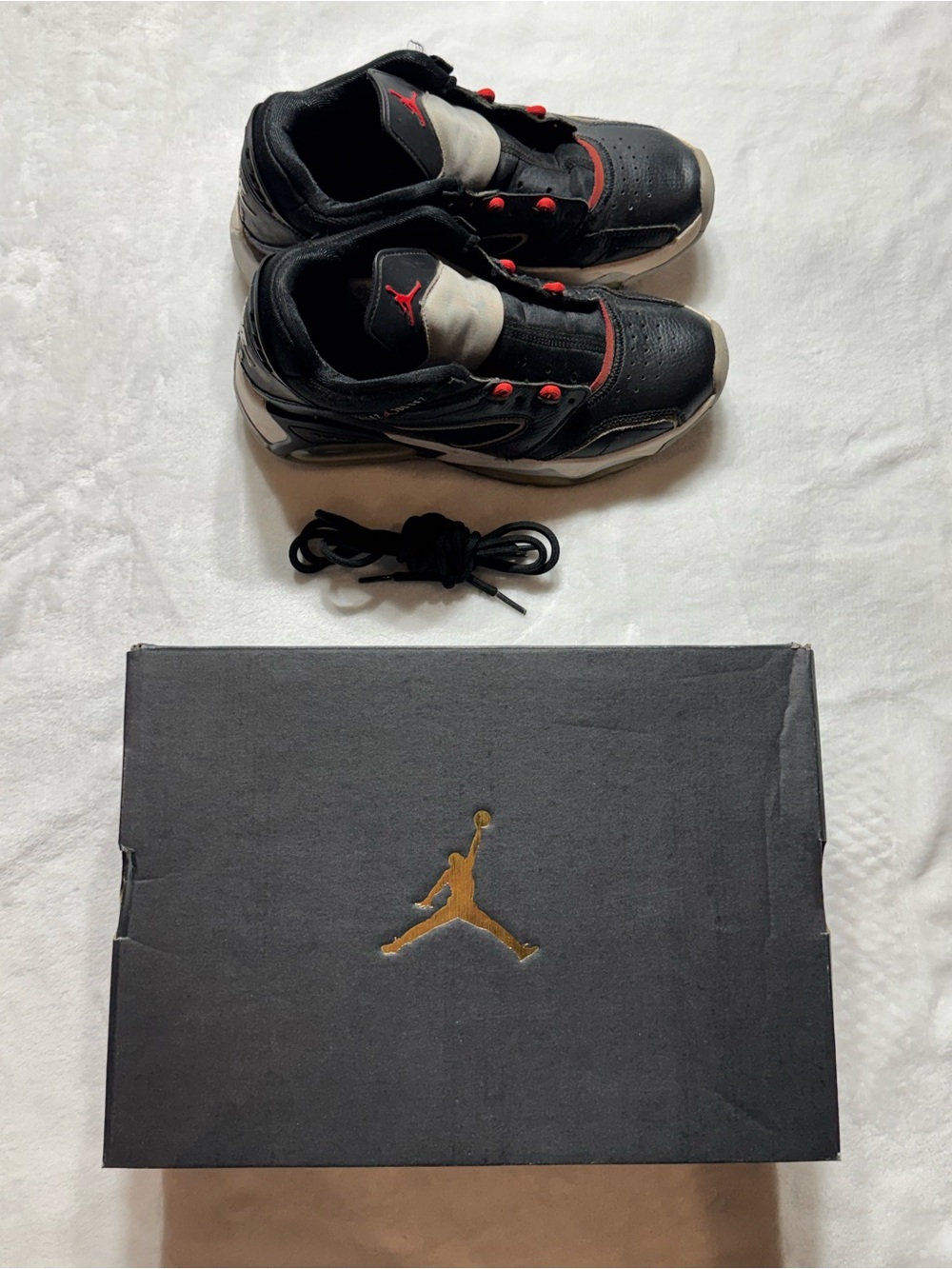 Jordan Point Lane Kids Black and Red Low-Top (GS)